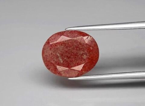 4.33ct 12x9.8mm Oval Natural Pink Strawberry Quartz, Africa