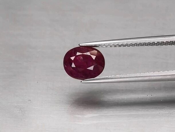 2.02ct 7.8x6.7mm Oval Red Ruby Tanzania *Heated