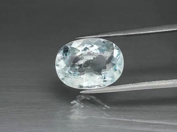 3.60ct 12x9mm Oval Natural Unheated Blue Aquamarine, Brazil