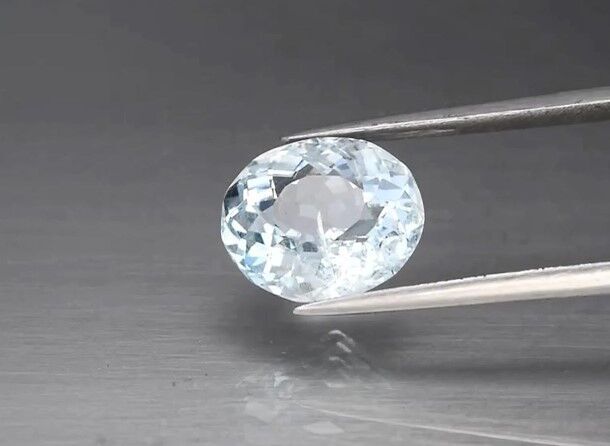 3.01ct 10.3x8.7mm Oval Natural Unheated Blue Aquamarine, Mozambique