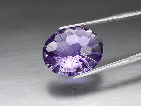 14.06ct 20x15.5mm VS Oval Natural Unheated Purple Amethyst, Uruguay